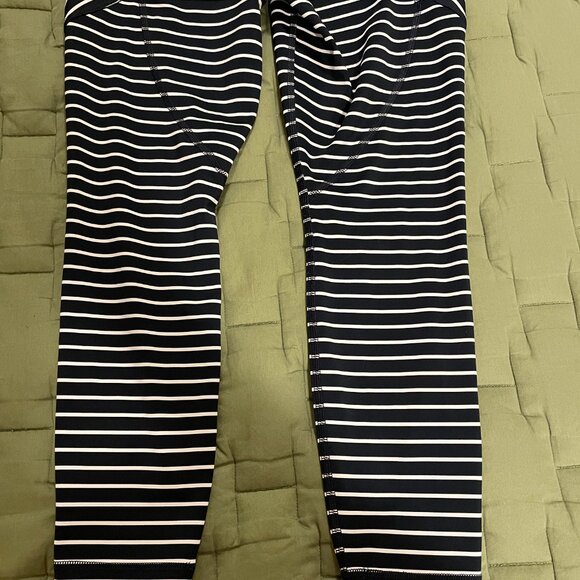 Athleta, Navy Stripped, Cropped Leggings, Size Small - Picture 5 of 11